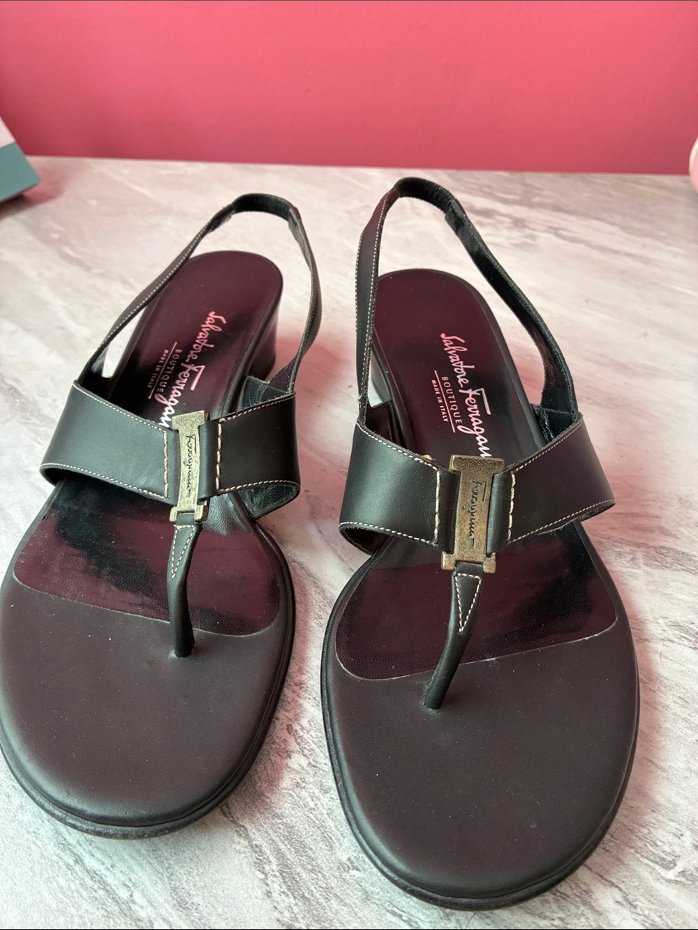 Salvatore Ferragamo Women's Black Leather Slingback Sandals